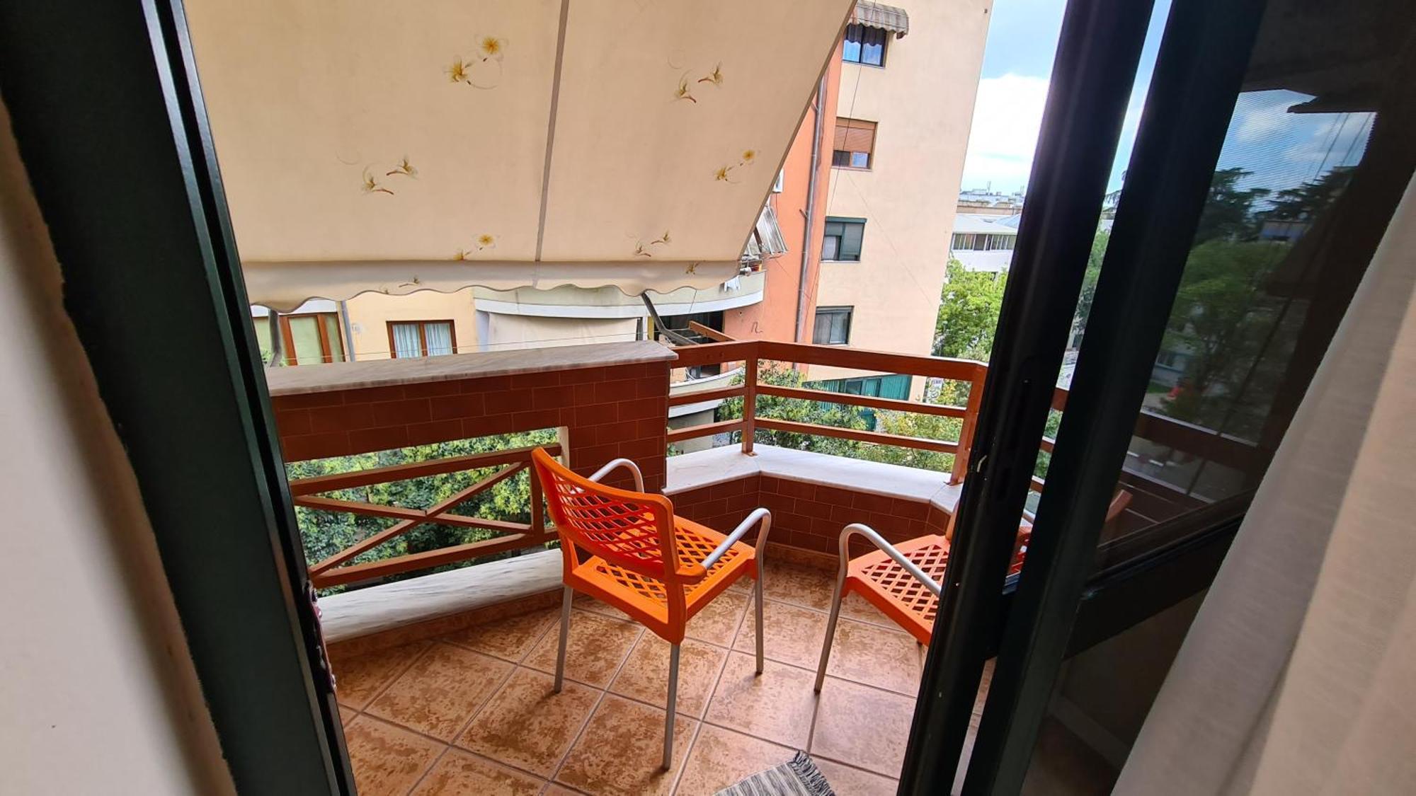Family-Friendly Apt At 21 Dhjetori W/Self Check-In ティラナ エクステリア 写真